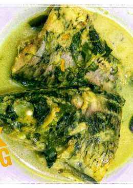 Ikan Emas Bumbu Kuning AlaÂ² Restauran Padang