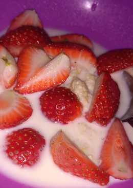 Oatmeal strawberry