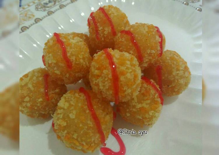 gambar untuk resep Bola² TAPY (Tape crispy)