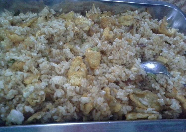 resep makanan Nasi Goreng Lezat (Masak cepat rasa maksimal)