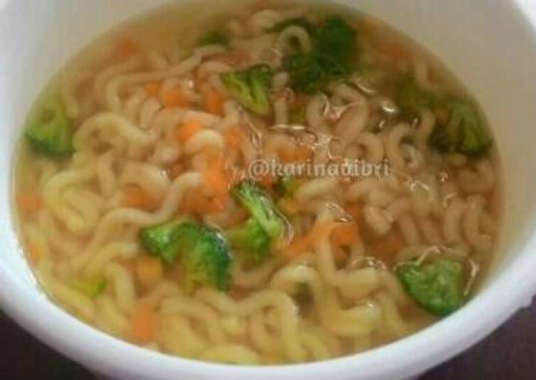 Resep Mie Kuah Sayur (Mpasi - 1y+) By @KarinaVibri