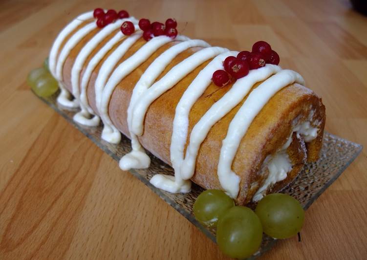 gambar untuk resep Pumpkin CheeseCake Roulade