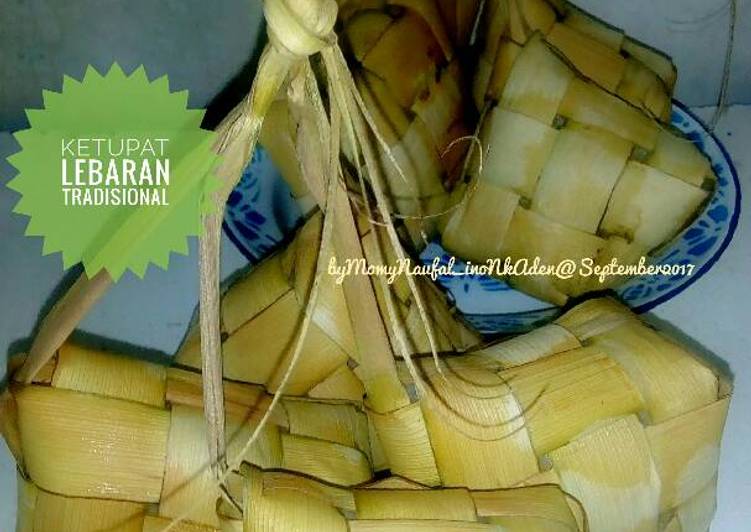 gambar untuk cara membuat Ketupat lebaran versi tradisional jadul #kitaberbagi