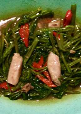 Tumis Kangkung Cumi