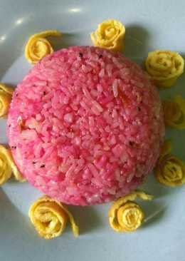 Nasi goreng pinky buah naga