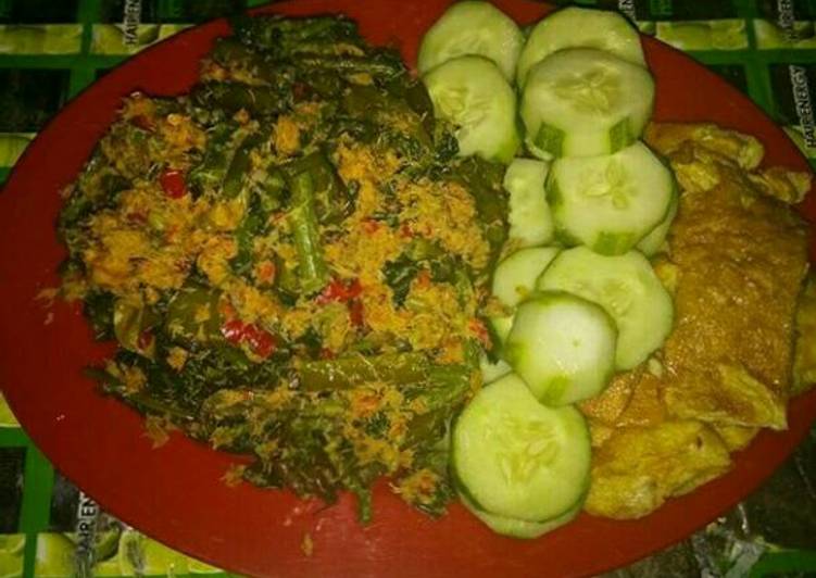 gambar untuk cara membuat Urap urap bayam sama kacang panjang