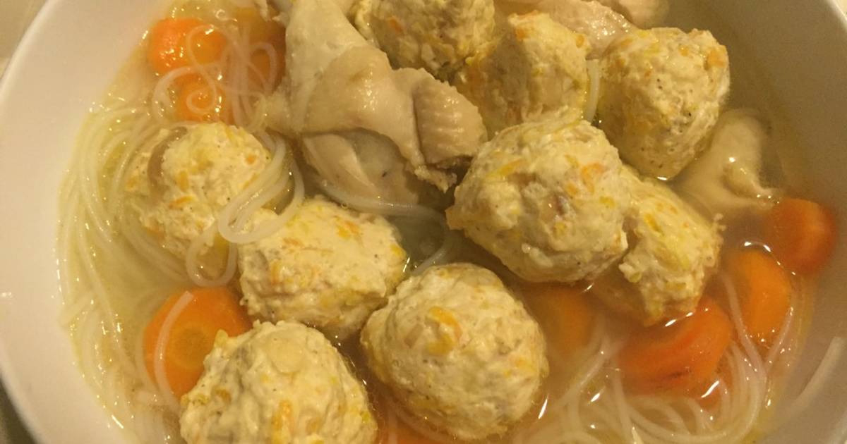 Resep Sop wortel bakso ayam ala Fella Sumendap