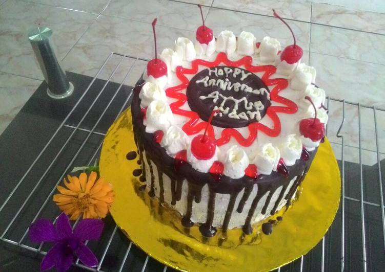 bahan dan cara membuat Black forest irit ?? oven