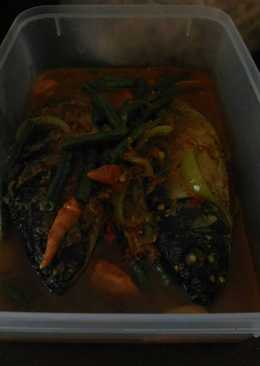 Ikan mas bumbu kuning