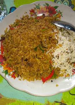 Nasgor alakadarnya. Tapi nikmat luar biasaaaaa