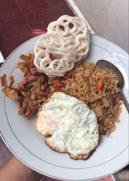 Nasi goreng cinta