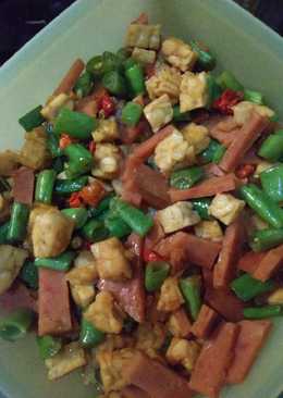 Oseng tempe buncis daging burger
