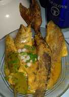 ðMangut ikan laut goreng+ikan togek panggang (asap) dan tahuð