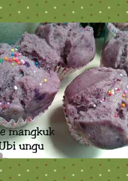 Kue mangkuk ubi ungu