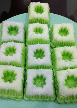 Kue putu ayu(pasta pandan)