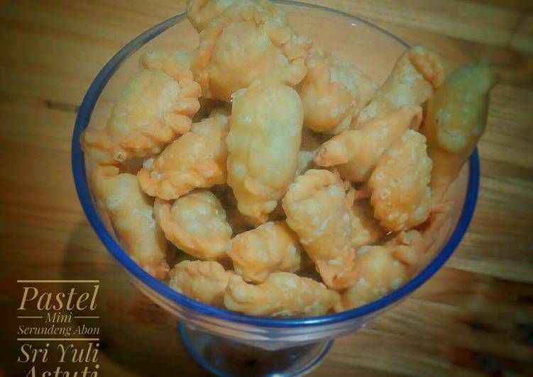 gambar untuk resep makanan Pastel Mini isi Serundeng Abon