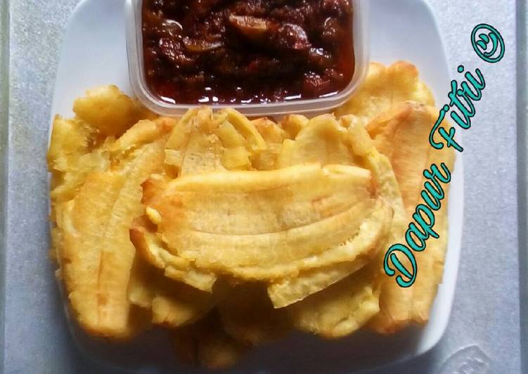 resep makanan Pisang goreng tumbuk plus sambel kemiri pedas manis