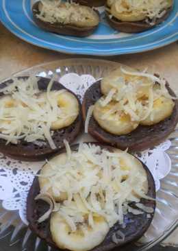 Martabak cokelat Mini topping Pisang Keju