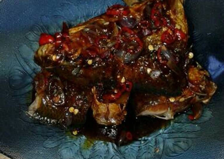 resep makanan Bandeng goreng sambel kecap