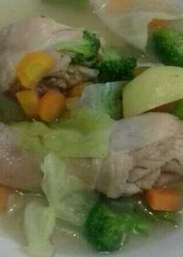 Sup ayam hangat