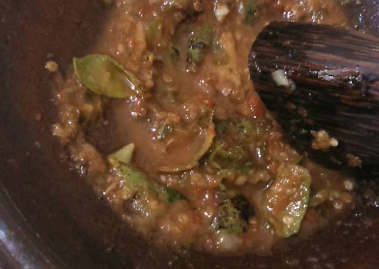 Resep Sambal  Terasi  Gandaria Mentah  oleh Elsy Arifa Cookpad