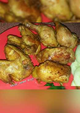 Ayam goreng bumbu kuning