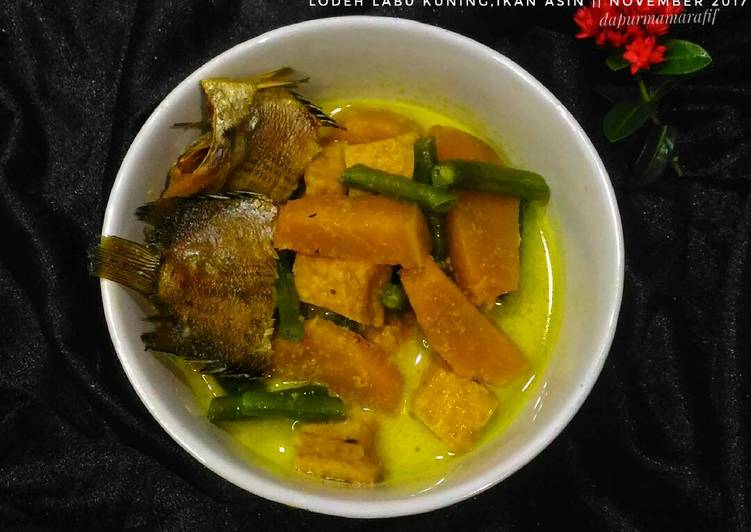 bahan dan cara membuat Sayur lodeh labu kuning ikan asin