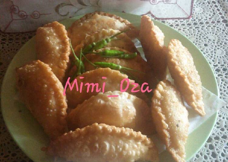 Resep Pastel isi kari kentang Karya Mimi_Oza