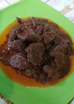 Rendang sapi / beseungek