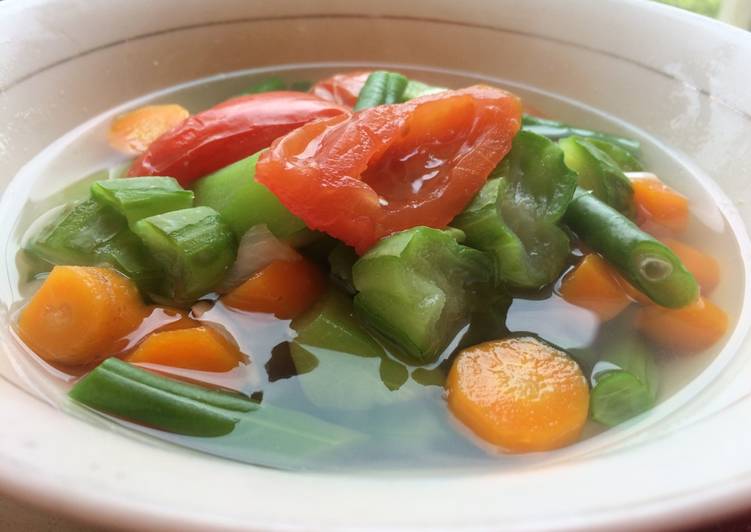 gambar untuk resep Sayur Bening Oyong, Wortel & Buncis