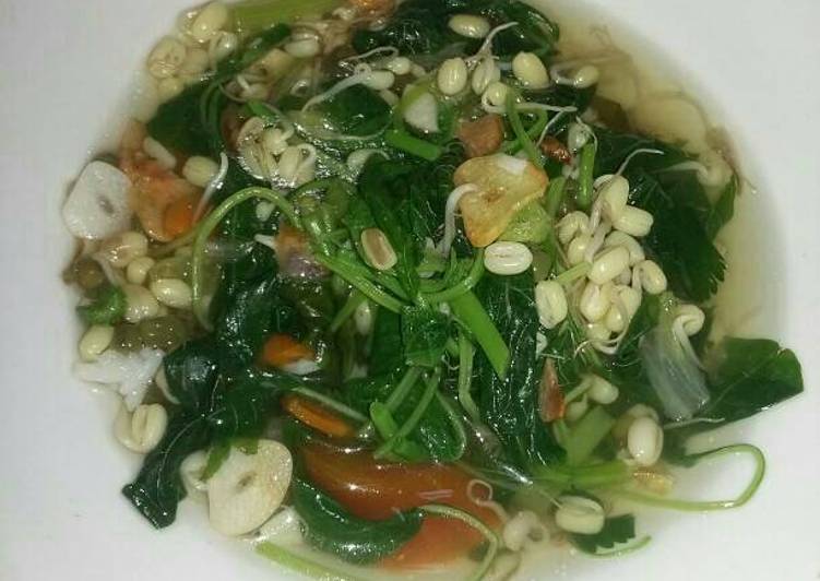 gambar untuk resep makanan Sayur bening bayam