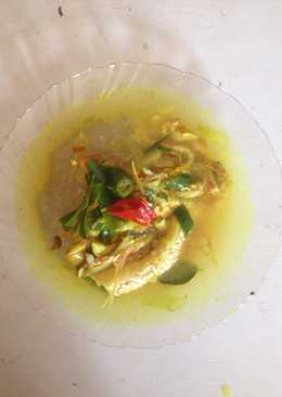 Papeda kuah kuning asam pedas