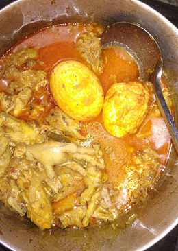 Gulai telur dan ceker pedas