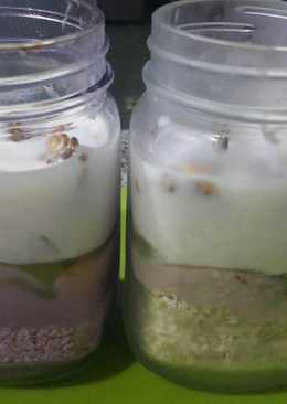 Kiwi & granola overnight oats