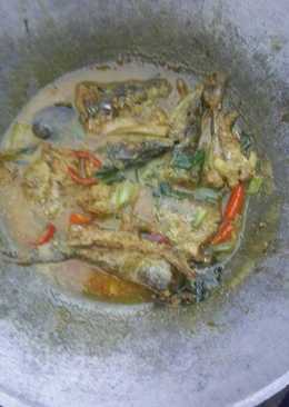 Ikan Tengiri bumbu kuning