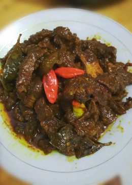 Daging Tumis Krengseng Pedas Gurih