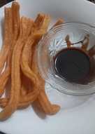 Mini churros keju saus coklat