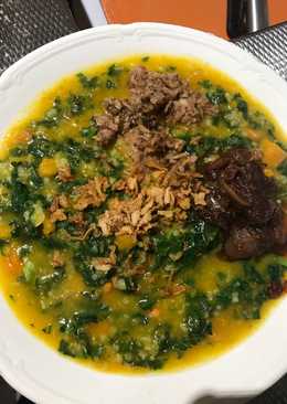 Tinutuan (bubur manado)