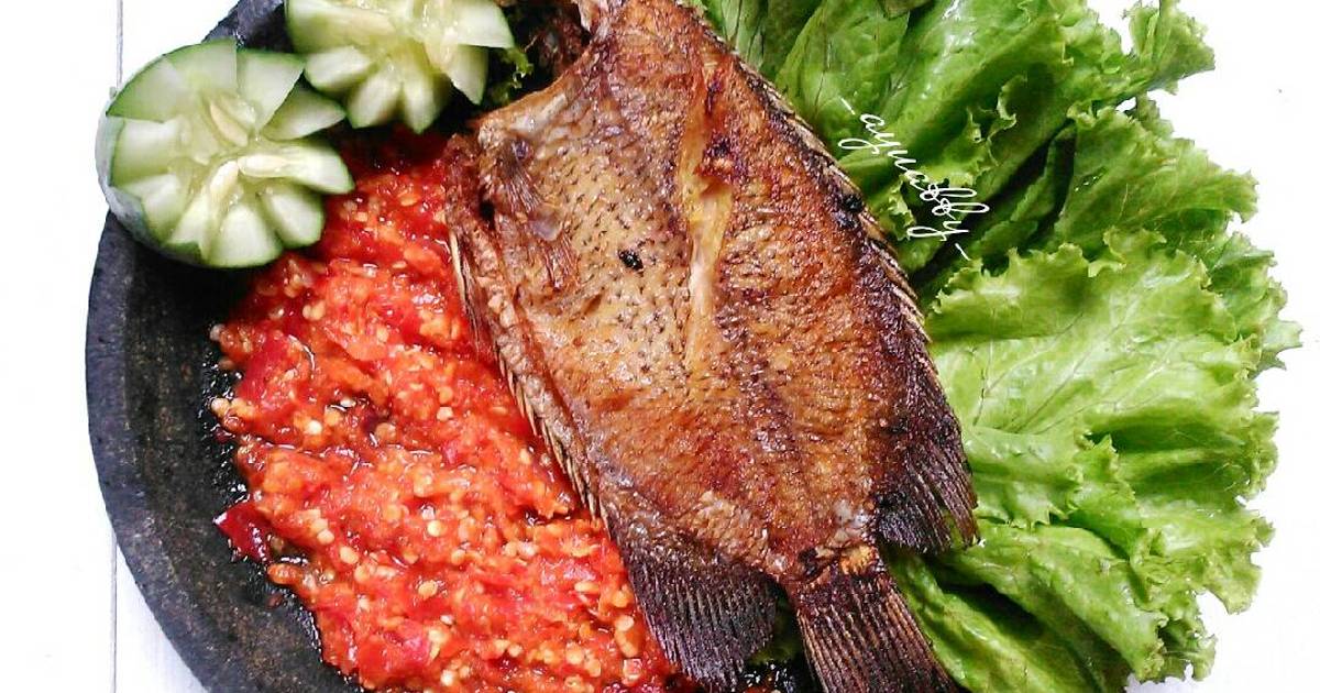 679 resep sambal ikan goreng enak dan sederhana - Cookpad