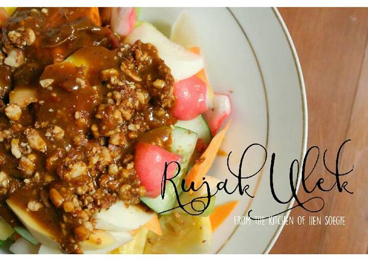 Resep Rujak Ulek oleh iien soegie - Cookpad