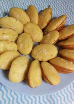 Kue pukis (pake cetakan kue cubit)..