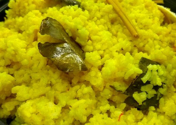 resep masakan Nasi Kuning Ricecooker tanpa Santan ??