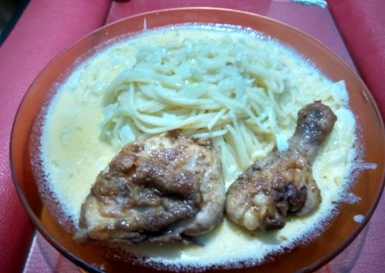 gambar untuk resep Creamy Spaghetti Alfredo With Garlic Salted Chicken Thigh