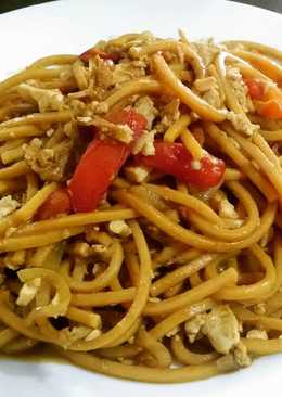 Mie goreng putih telur asin
