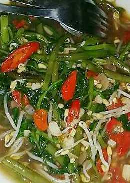 Cah Kangkung Segar (Tumisan)