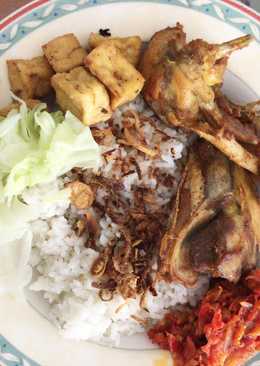 Ayam goreng