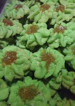 Kue Semprit pandan