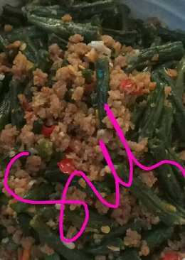 Tumis Kacang Panjang dengan Daging Cincang