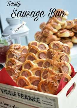 Twisty Sausage Bun