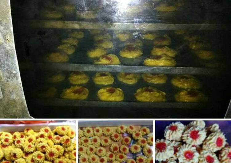 resep makanan Semprit sagu keju selai strowbery